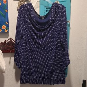 Old Navy Dark Blue Top with White Dots
